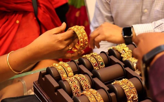 Gold Import Limit : How much gold can you bring from abroad, know what the rules say