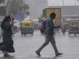 Delhi Weather news: Know what will be the weather like in Delhi-NCR; Temperature drops by 4 degrees from normal