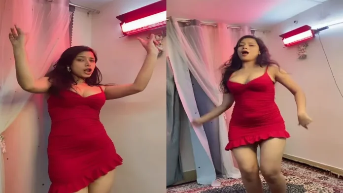 Latest Hot Video Full HD : Desi girl in red dress stunned people.. spread her beauty in bedroom, watch this sexy video