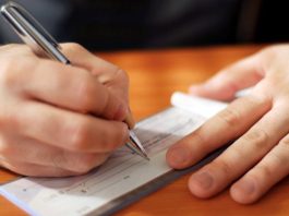 Cross Cheque Payment Rule: Why are 2 lines put in the left corner of the cheque? And what are its benefits, know everything about it here