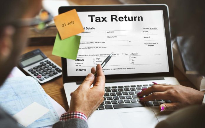 Income Tax Return: Simplify ITR form, need one rate one section for TDS, this survey came on Form 16A