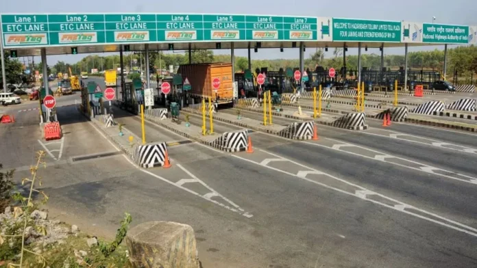 Government Toll Tax Free: Will these 7 toll booths really be free for 45 days? NHAI told the truth of viral news