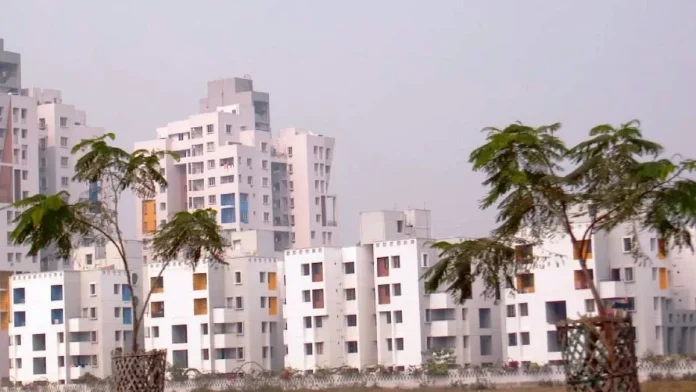 YEIDA Housing Scheme 2024 : Cheap flats are available near Noida Airport! Book before the last date